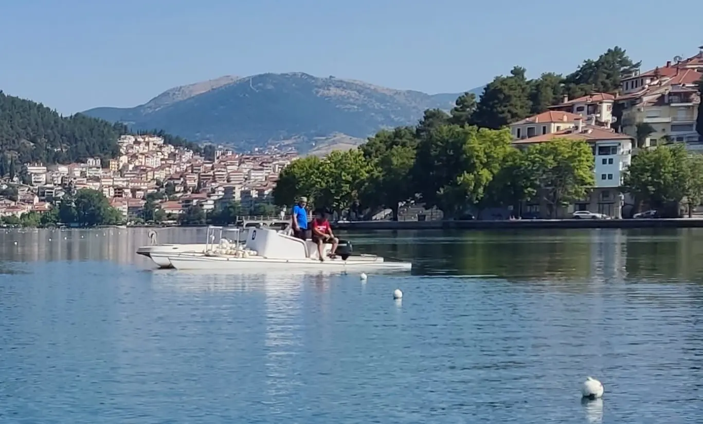 Προετοιμάζεται η Καστοριά για το Πανελλήνιο Πρωτάθλημα (φωτογραφίες – βίντεο)