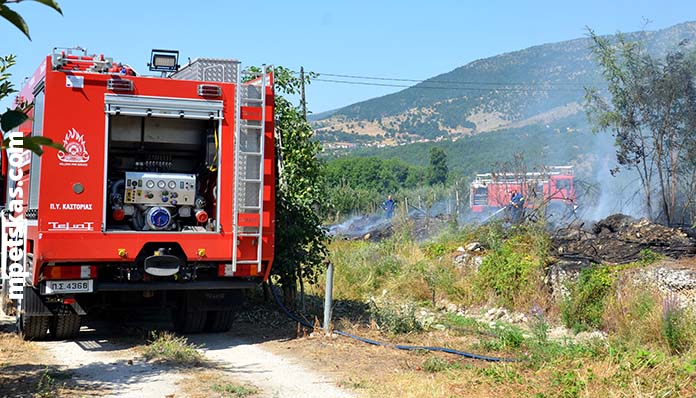 Πυρκαγιά στο Τοιχιό Καστοριάς – Έγκαιρη η επέμβαση της Πυροσβεστικής – [φωτογραφίες]