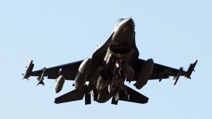 f-16