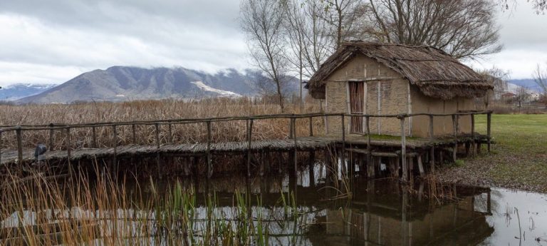 Dispilio_front-2048x1365-1-1132x509